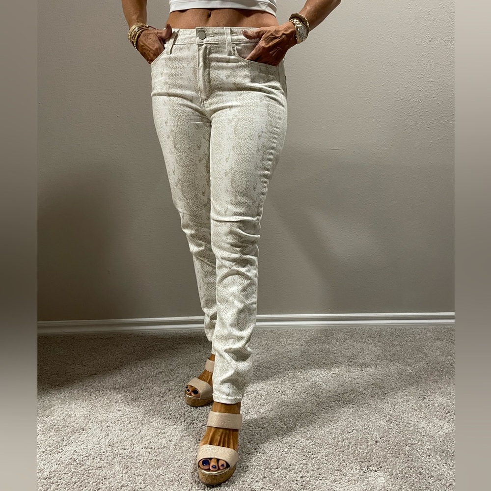 Paige Hoxton Ankle Jeans Sonoran white and gold Snake print.